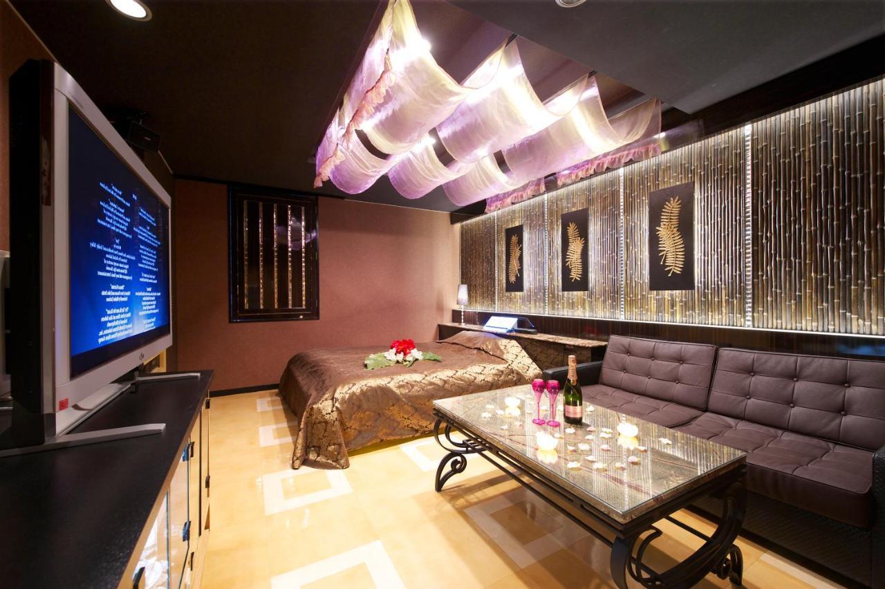 Hotel Park Inn (Adults Only) Higashimatsuyama Екстериор снимка